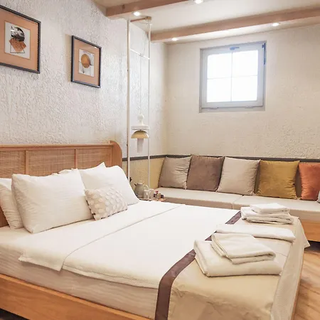 Qara Hotel