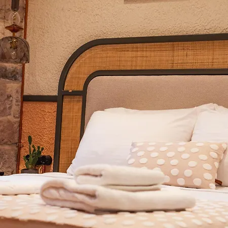 Hotel Qara