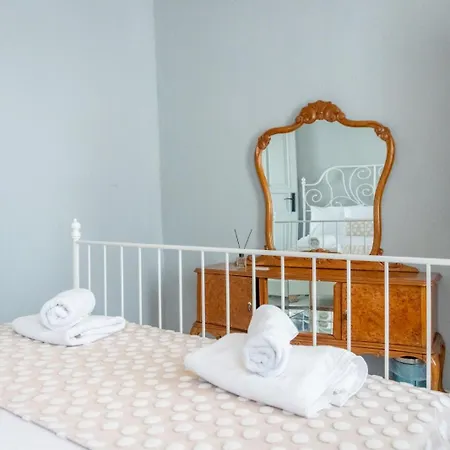 Hotel Qara Ayvalik