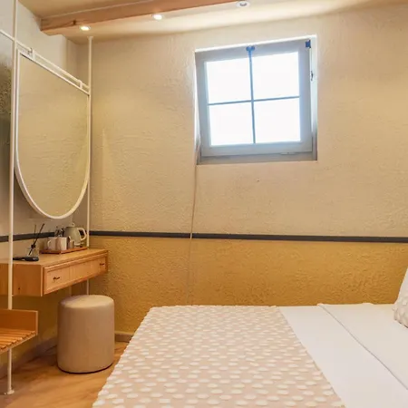 Hotel Qara Ayvalik