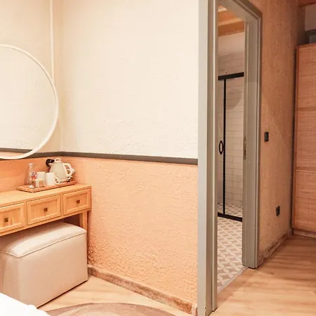 Qara Hotel Ayvalik