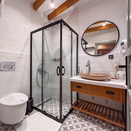 Hotel Qara