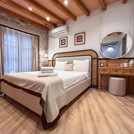 Qara Hotel